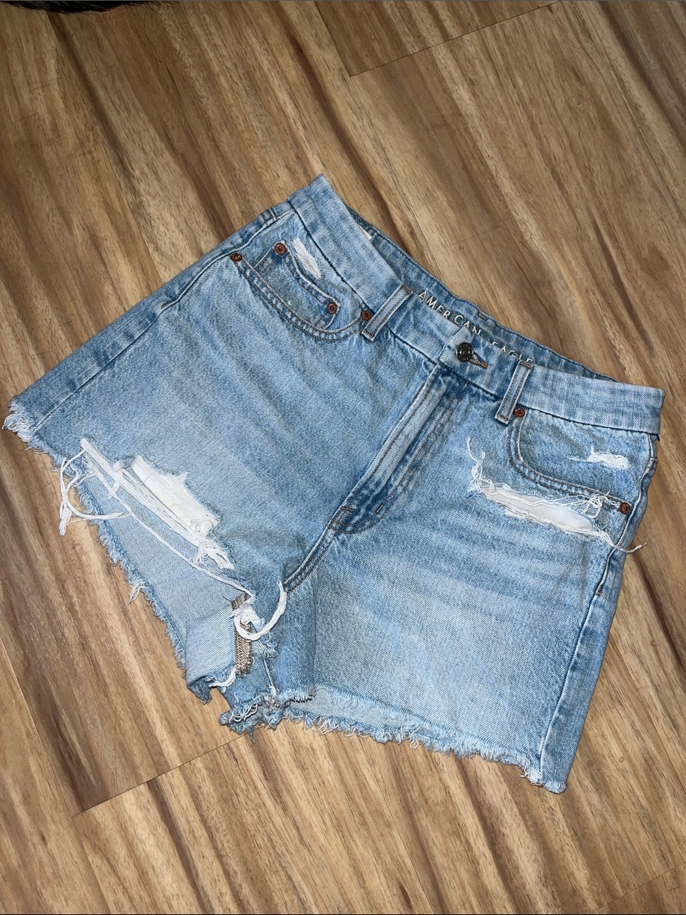 American Eagle curvy 90’s boyfriend Jean shorts